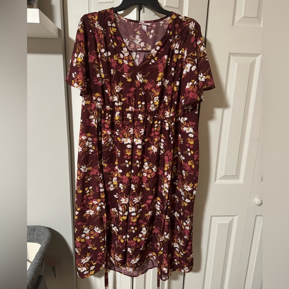 Maternity dress - Picture 1 of 3